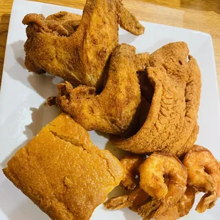 Catfish, Wings, &amp; Shrimp Entree
