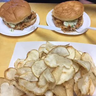 Must try BBQ and freshly cut chips