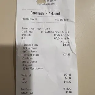 Food was ordered at 6:32 PM and was supposed to be done at 6:58 PM. The price is shown too.