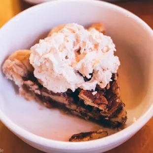 Pecan pie
 IG: @thephotographerfoodie