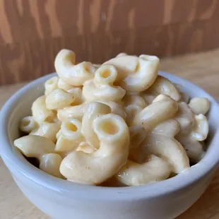 a bowl of macaroni and cheese