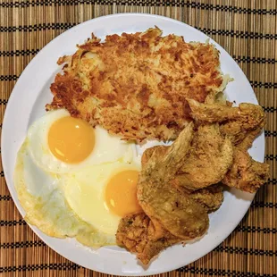 fried eggs and hash browns