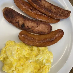 Eggs and sausage links