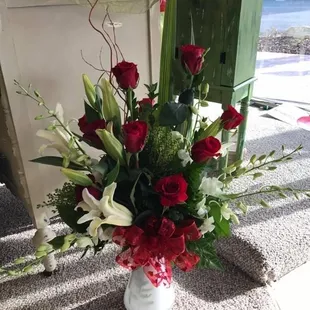 Beautiful mixed arrangement