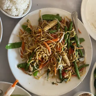Vegetable Lo Mein