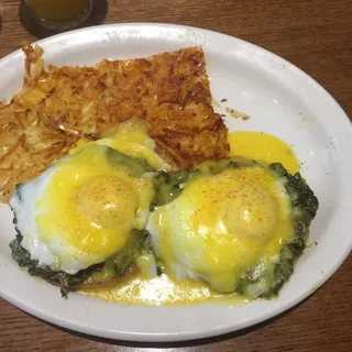 SPINACH ARTICHOKE BENEDICT