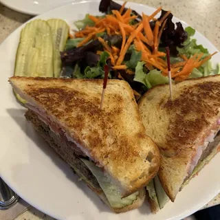 MEATLOAF SANDWICH