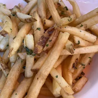 GARLIC OREGANO FRIES