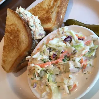 TUNA MELT