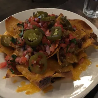CHILI NACHOS