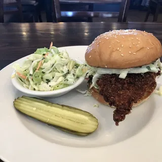 FRIED CHICKEN SANDWICH