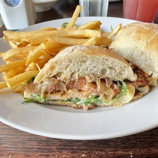 GRILLED CHICKEN SANDWICH