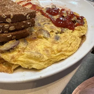 CARNIVORE OMELETTE