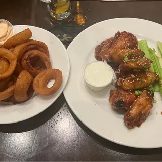 HOT WINGS