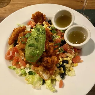 CRISPY BUFFALO CHICKEN SALAD