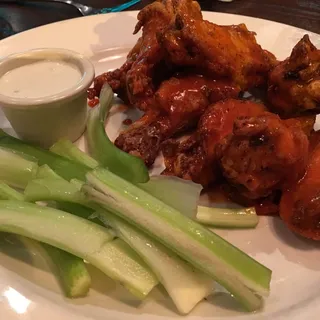 HOT WINGS