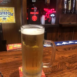 PBR in an oversized frosted mug for $3. What is this, 1987?!