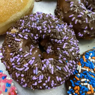 food, donuts, dough desserts