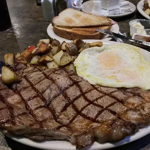 1lb steak and eggs during the middle of the day