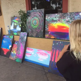 If you love art this is a great event you wouldn't want to miss !!