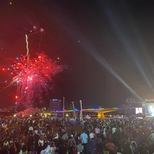 Fireworks display bay the end of the Saturday show