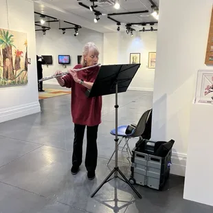 Live flutist