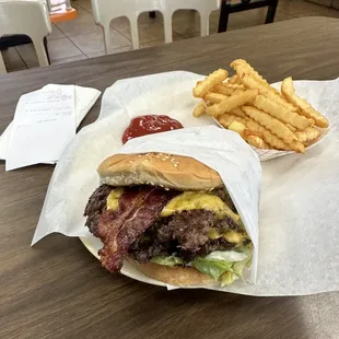 Double bacon cheeseburger combo