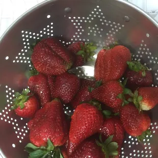 Strawberries seemed as though they were picked a little early, but some were fairly ripe.