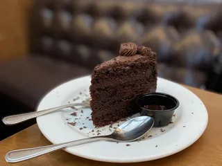 Crú Food & Wine Bar