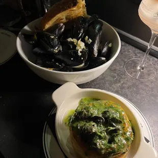 Escargo and Mussels