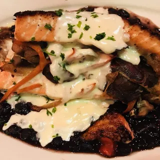 Mushroom Stuffed Salmon