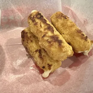 Mozzarella sticks