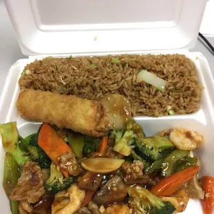 Lunch special L16, Triple Delight. Was truly a delight.