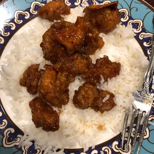 Orange chicken and white rice