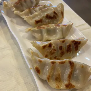Chicken pot stickers
