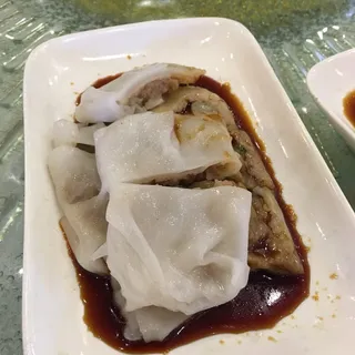 Beef Rice Noodle Rolls