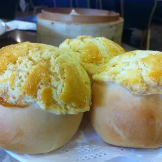 Egg Custard Bun