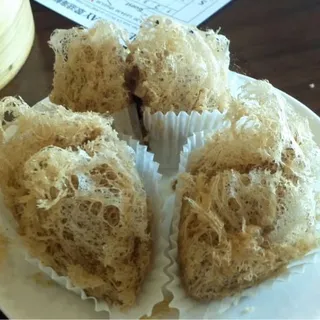 Deep fried taro meat dumping