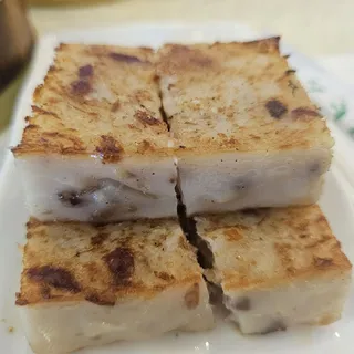 Steamed Daikon Radish Cake