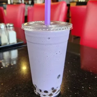Taro Smoothie w/Boba