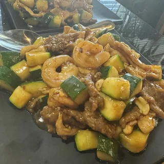 C2. Kung Pao 3 Delight
