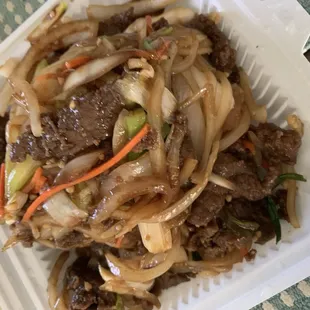 Green onion beef didn't have a ton of green onions but a good amount of beef