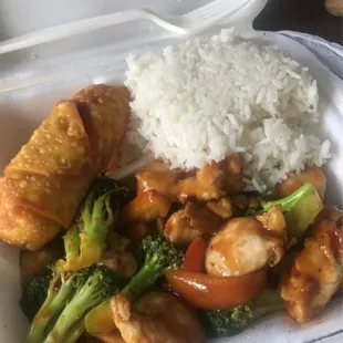 Szechuan Chicken Combo Platter Dinner