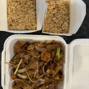 Combination Flat Noodles and fried rice