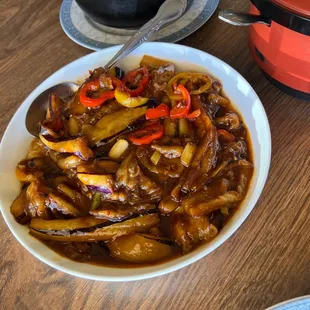 Eggplant in garlic sauce