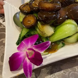 608. Braised Black Mushroom with Vegetable