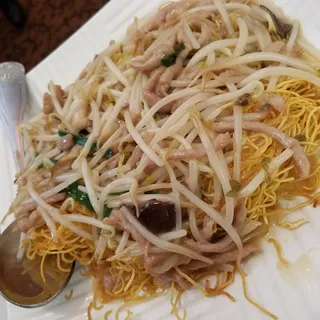 802. Pan-Fried Crispy Noodle with Shredded Pork & Bean Sprouts