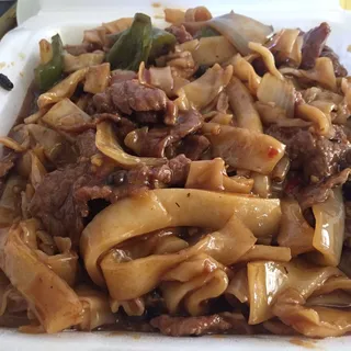 810. Beef Chow Fun with Black Bean Sauce