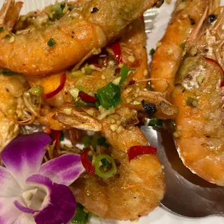 319. Salt & Pepper Prawns (Shell On)