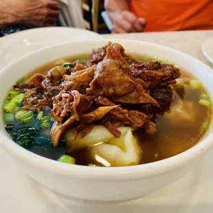 Braised beef and won ton